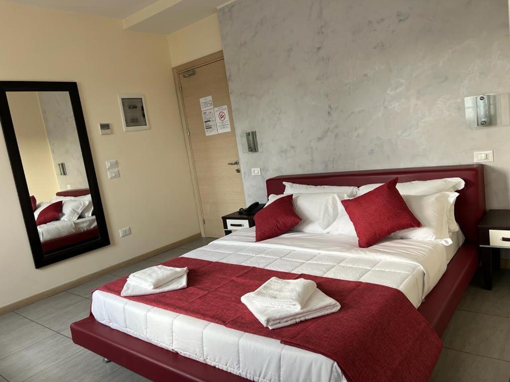 Ca Dei Barcaroli Hotel Mestre Luaran gambar